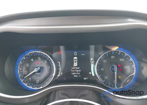 2025 Chrysler Pacifica Select из США, поврежденный, VIN 2C4RC1BG1SR612117